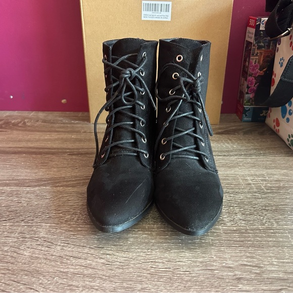 Chase+Chloe black heeled booties - Picture 2 of 5